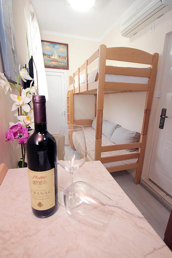 Apartament Studio Apartman Sveti Stefan Zewnętrze zdjęcie