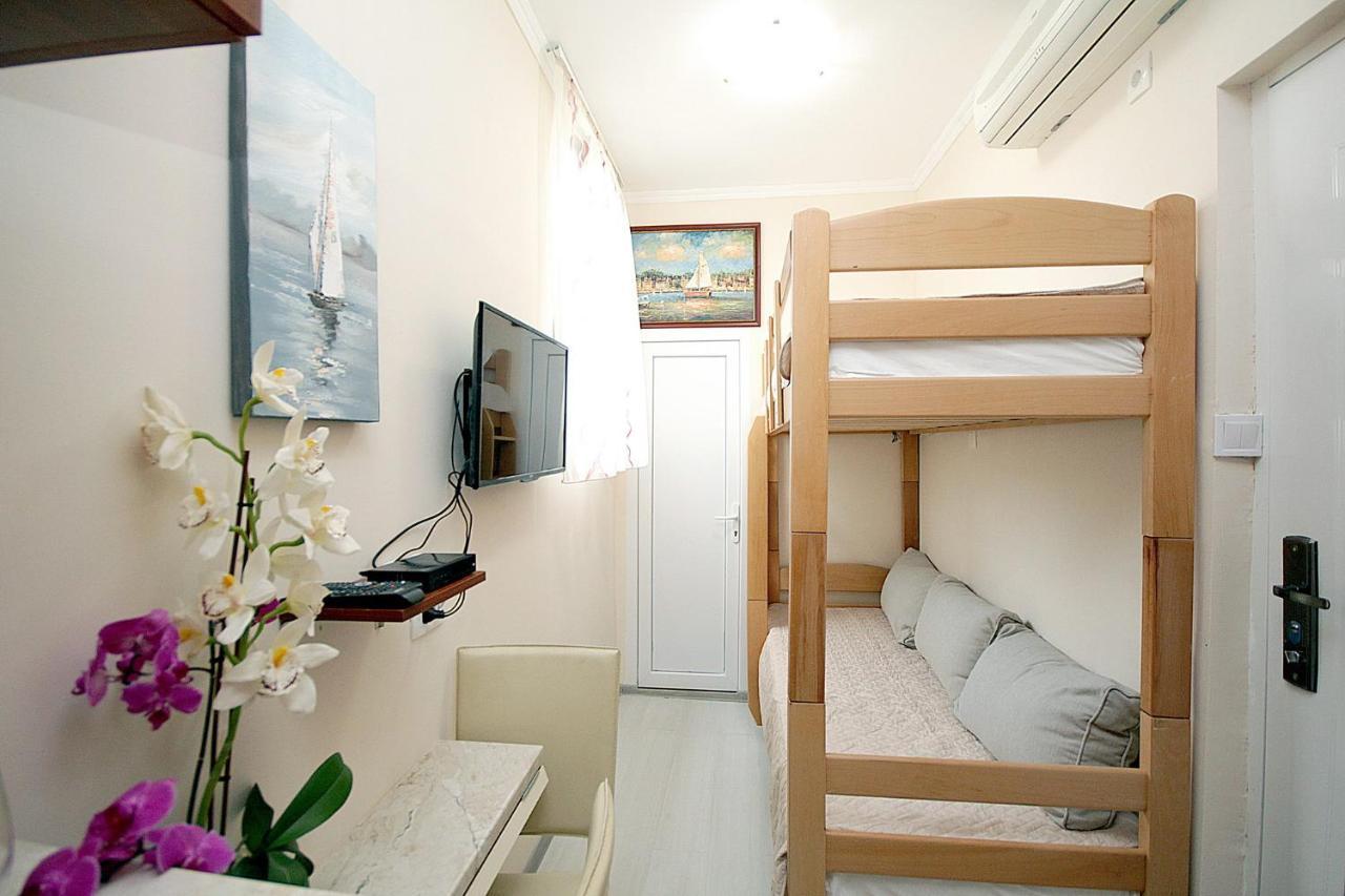 Apartament Studio Apartman Sveti Stefan Zewnętrze zdjęcie